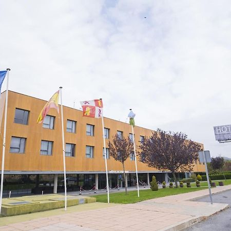 Alda El Espinar Ξενοδοχείο Εξωτερικό φωτογραφία